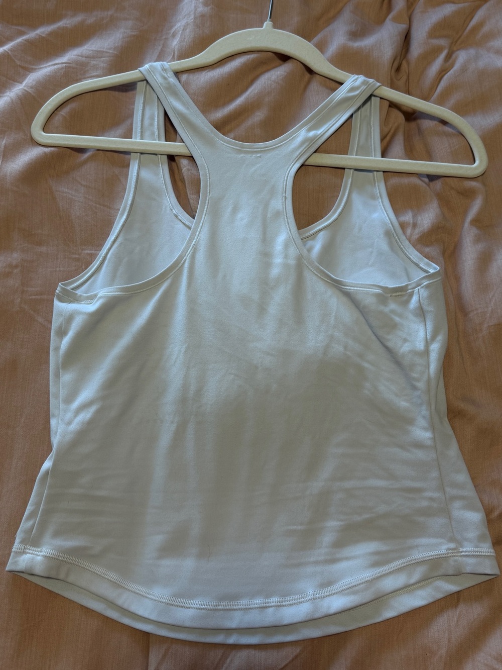 Vuori Racerback Tank Top - Picture 2 of 3